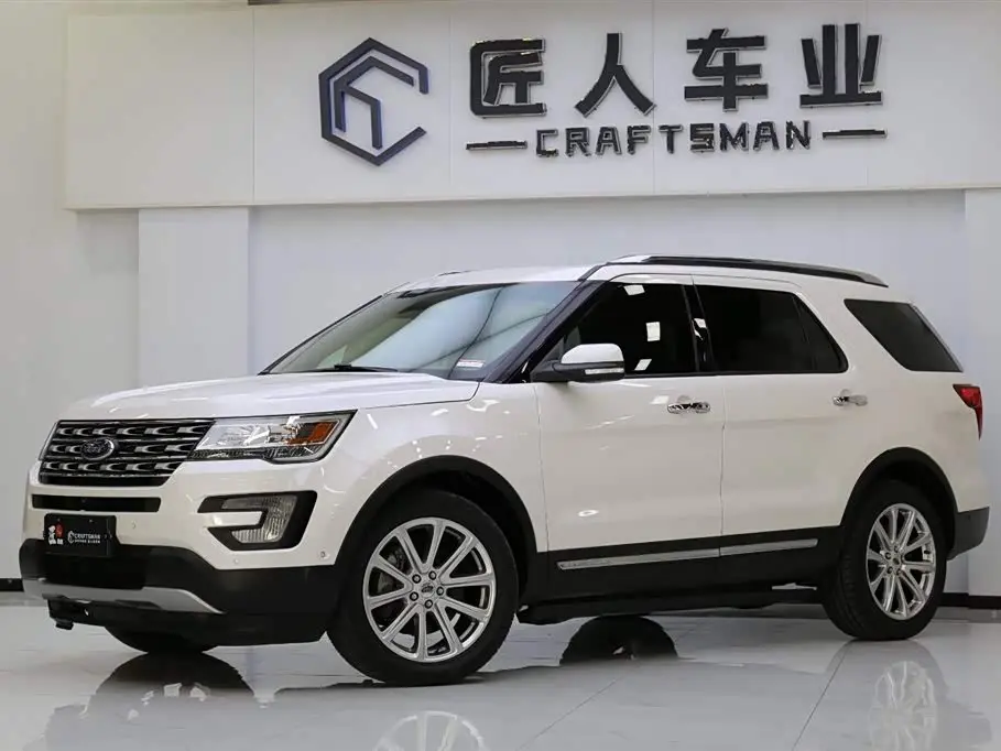 Ford Explorer 2018 — Фото 3/20