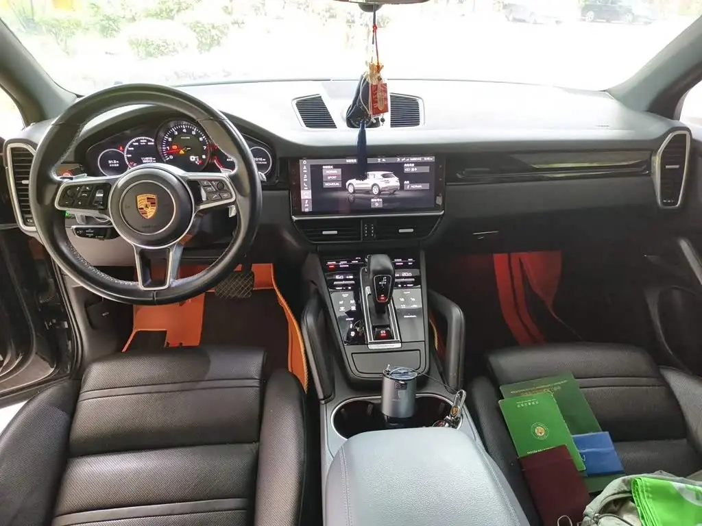 Porsche Cayenne 2020 — Photo 5/16
