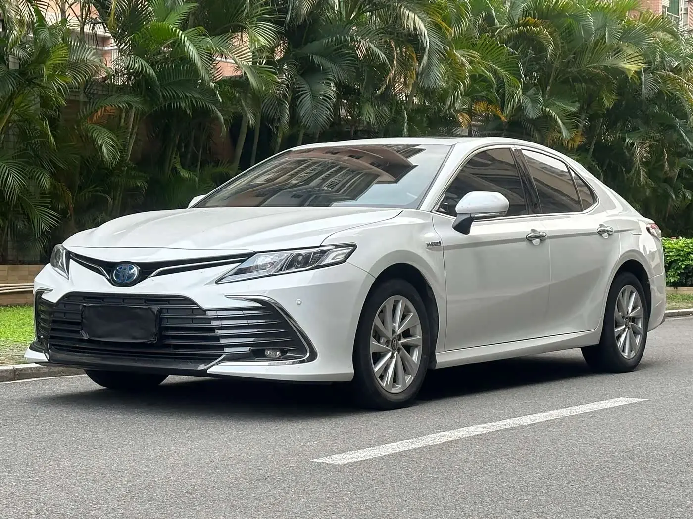 Toyota Camry 2021 — Şəkil 1/17
