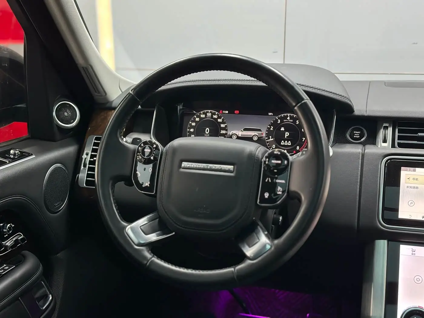Land Rover Range Rover 2021 — Фото 9/20