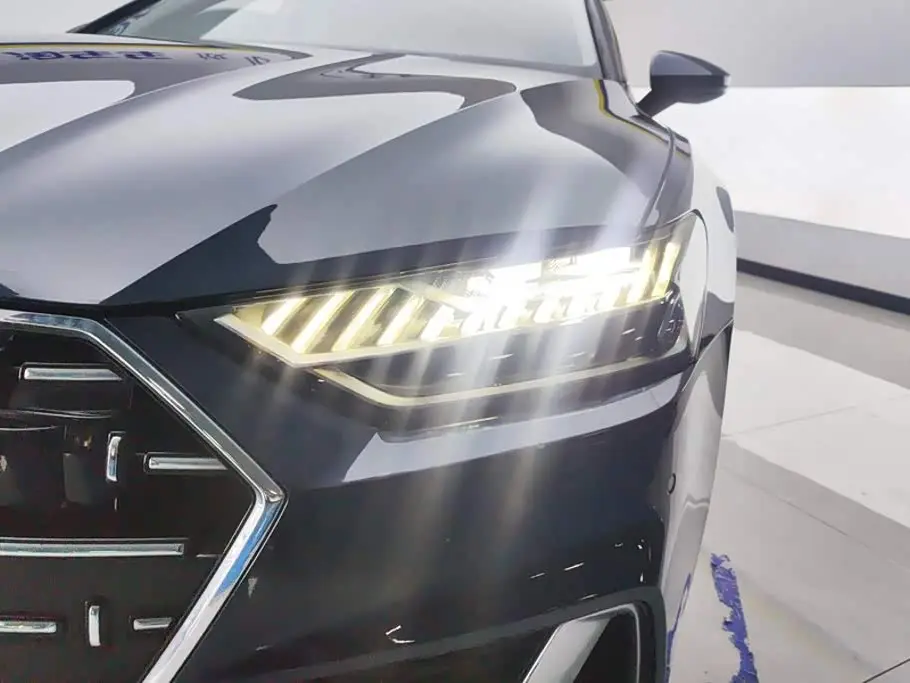 Audi A7L 2024 — Photo 5/16