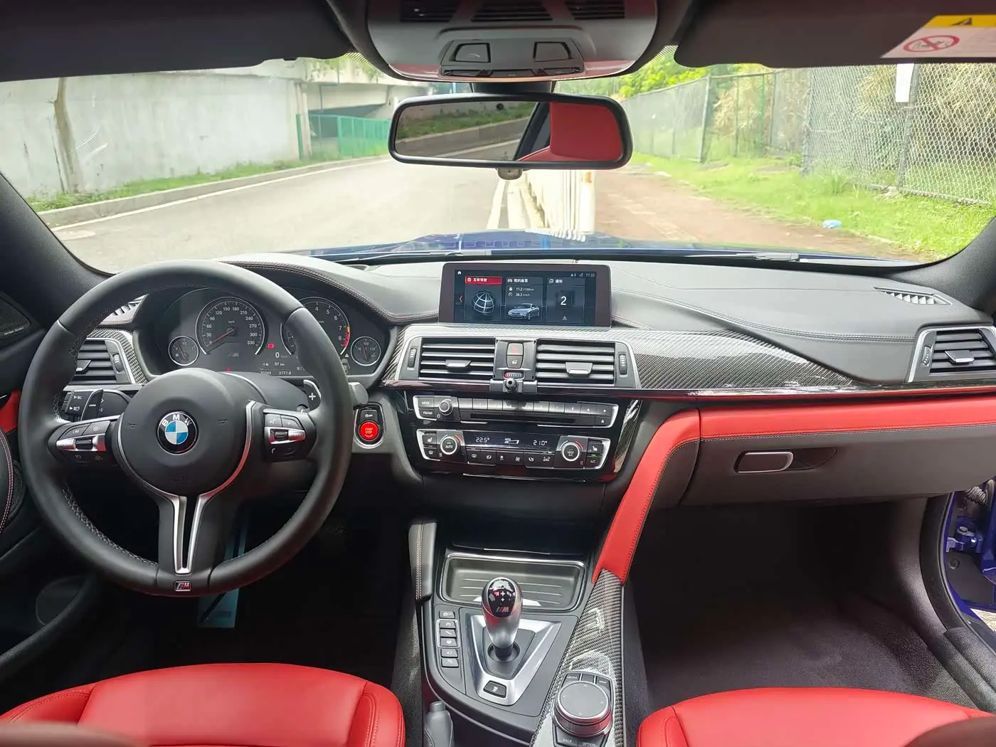 BMW M4 2020 — Photo 11/20