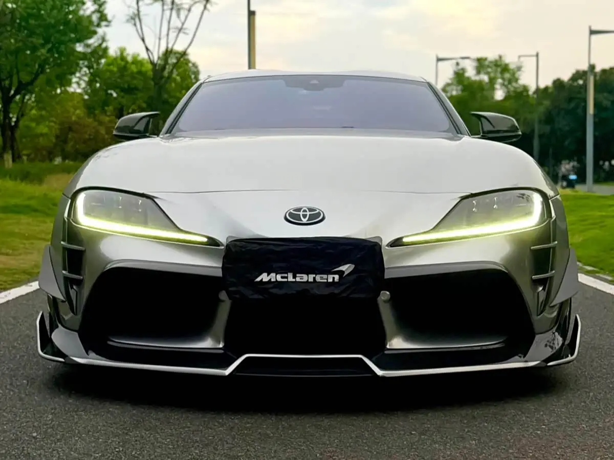 Toyota Supra 2022 — Photo 2/13