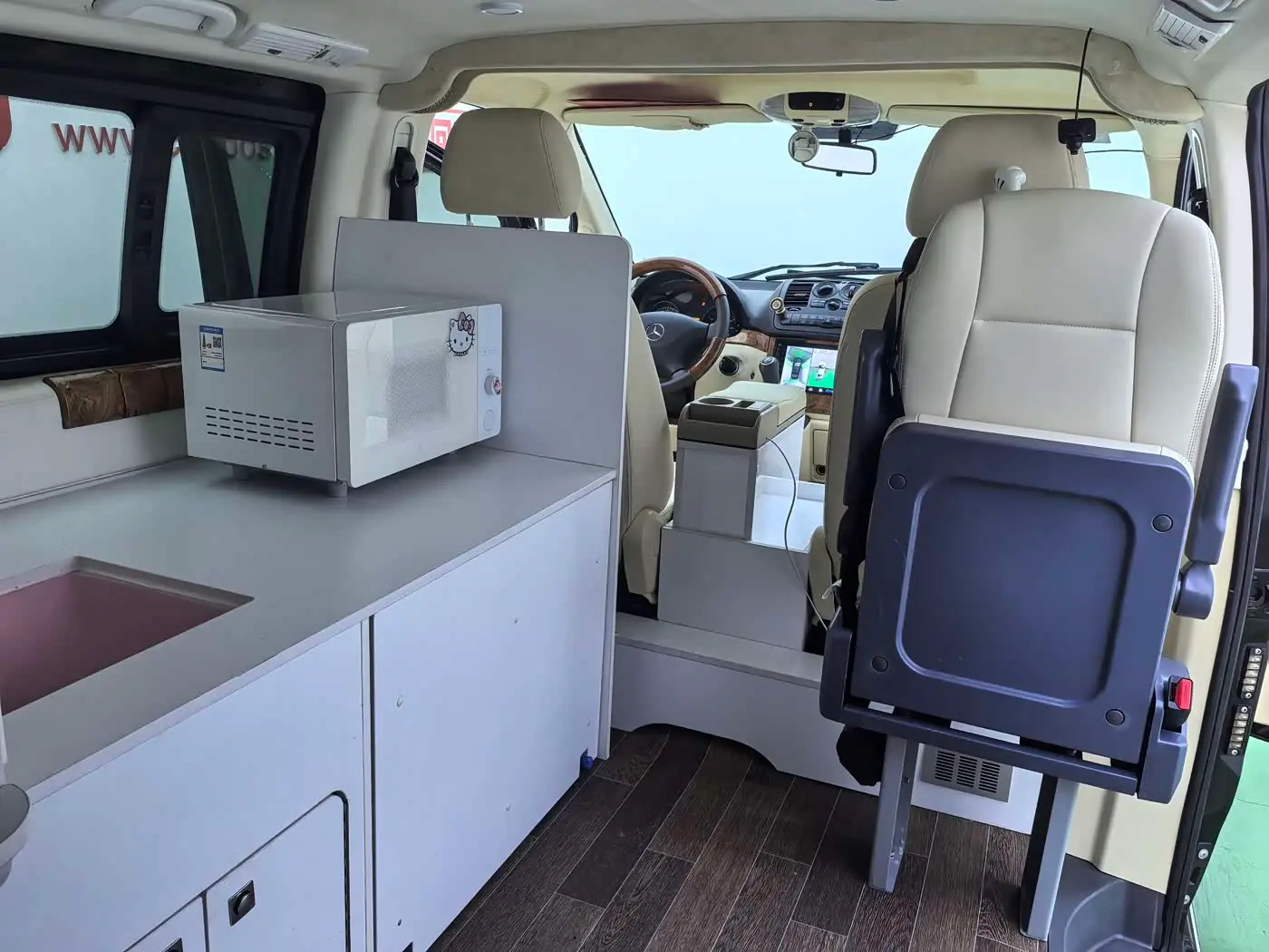 Mercedes-Benz Vito 2015 — Photo 16/18