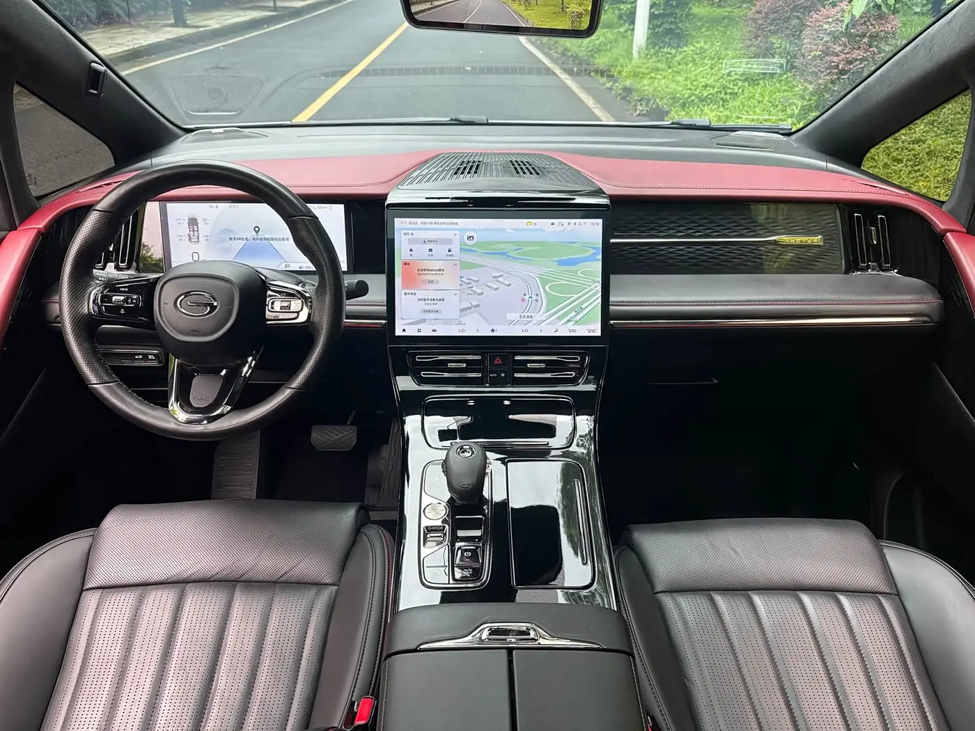 GAC Trumpchi Trumpchi M8 2024 — Photo 13/20