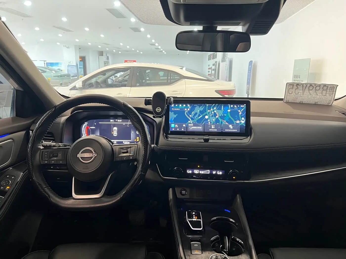 Nissan X-Trail 2023 — Фото 14/16