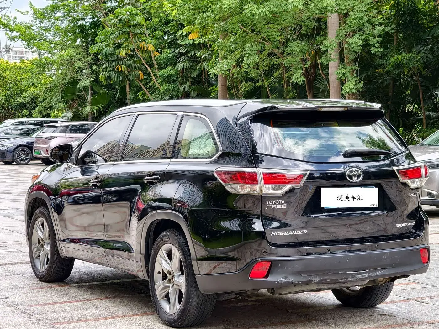 Toyota Highlander 2018 — Фото 5/9
