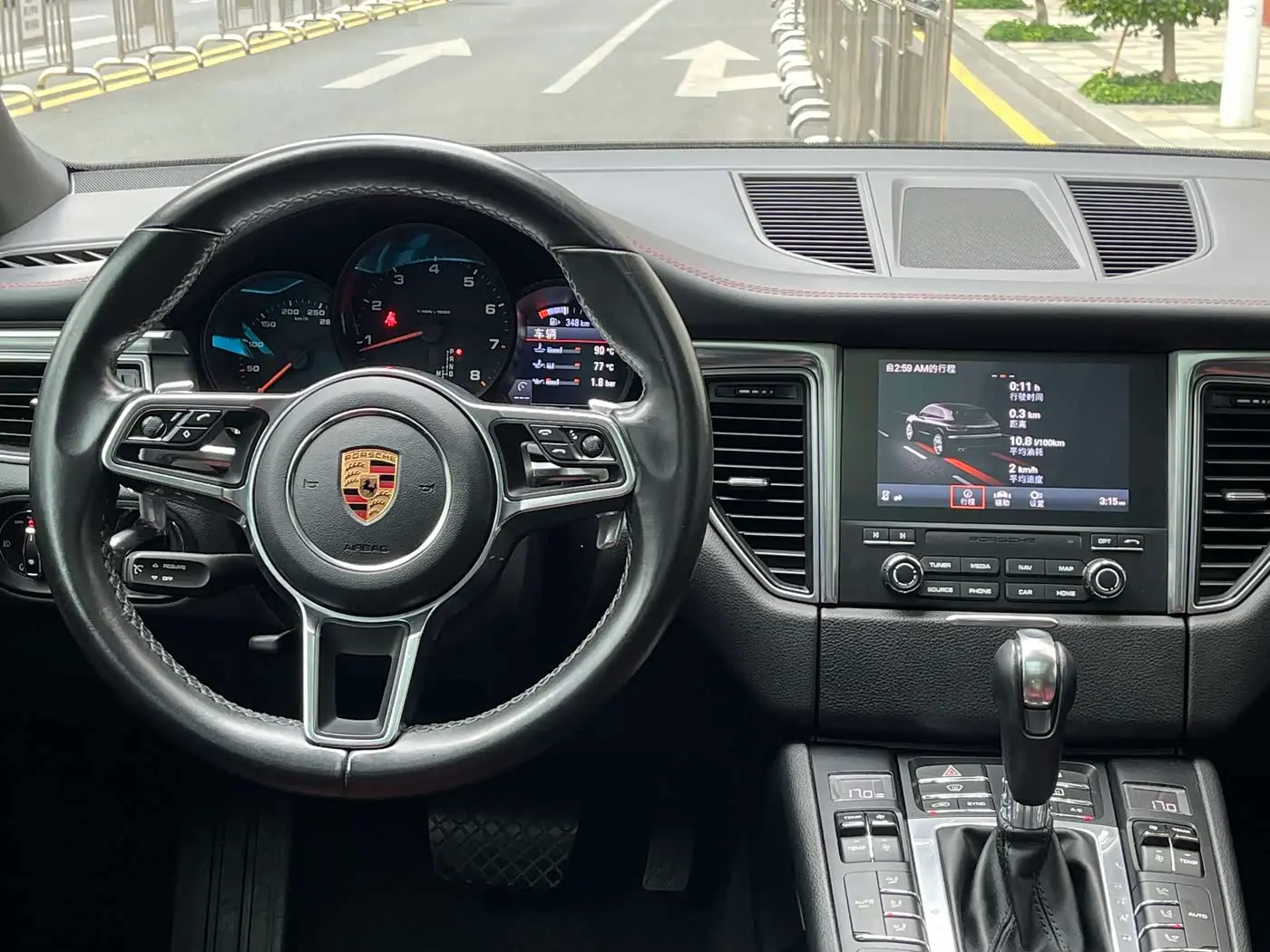 Porsche Macan 2018 — Şəkil 12/19