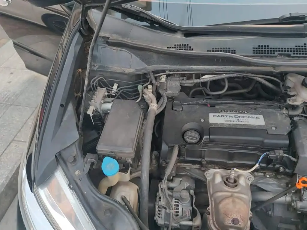 Honda Odyssey 2016 — Şəkil 20/20