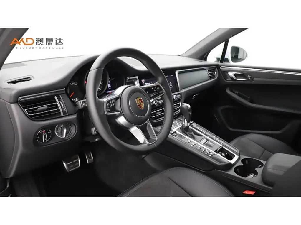Porsche Macan 2021 — Фото 6/10