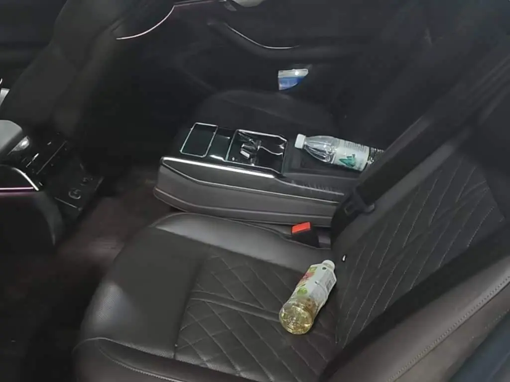Audi A8 2022 — Photo 4/9