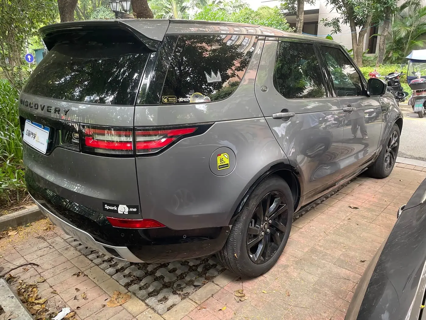 Land Rover Discovery 2021 — Şəkil 9/10