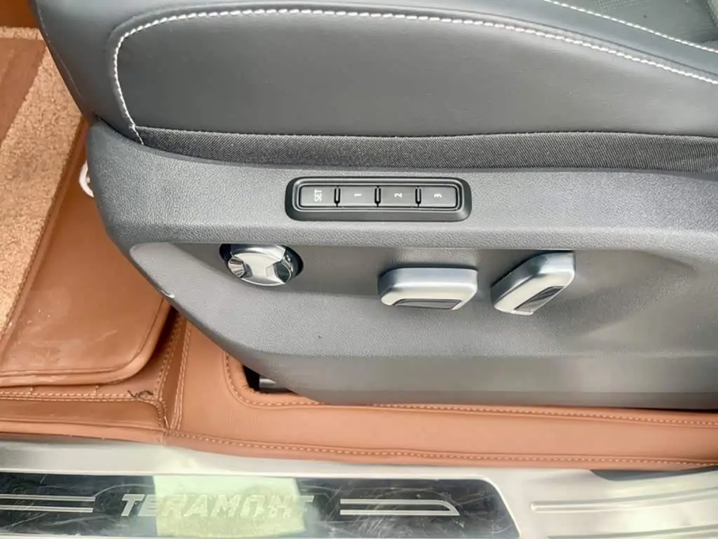 Volkswagen Teramont 2023 — Photo 14/20