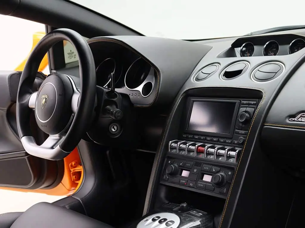 Lamborghini Gallardo 2011 — Şəkil 12/20
