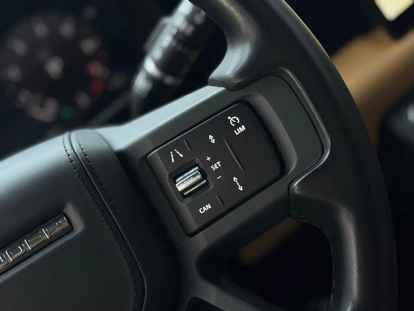 Land Rover Defender 2023 — Şəkil 15/20