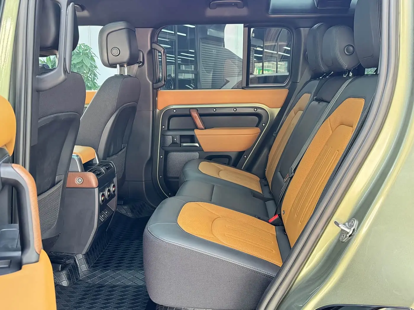 Land Rover Defender 2023 — Şəkil 6/20