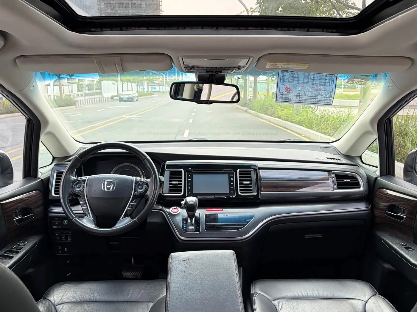 Honda Elysion 2018 — Photo 14/20