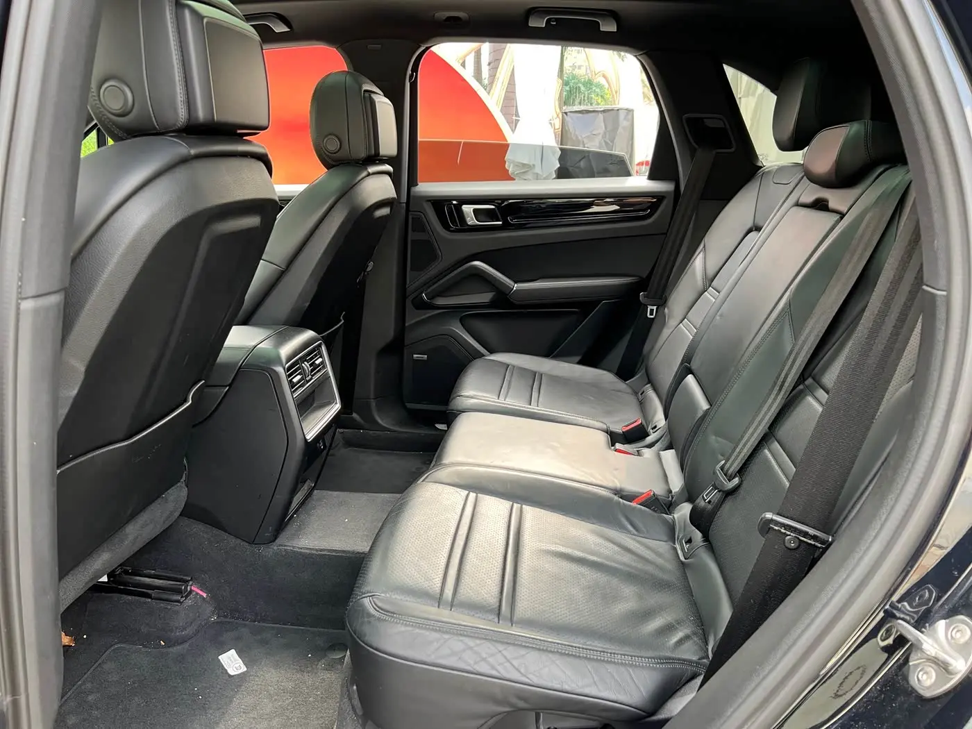 Porsche Cayenne 2018 — Photo 14/20