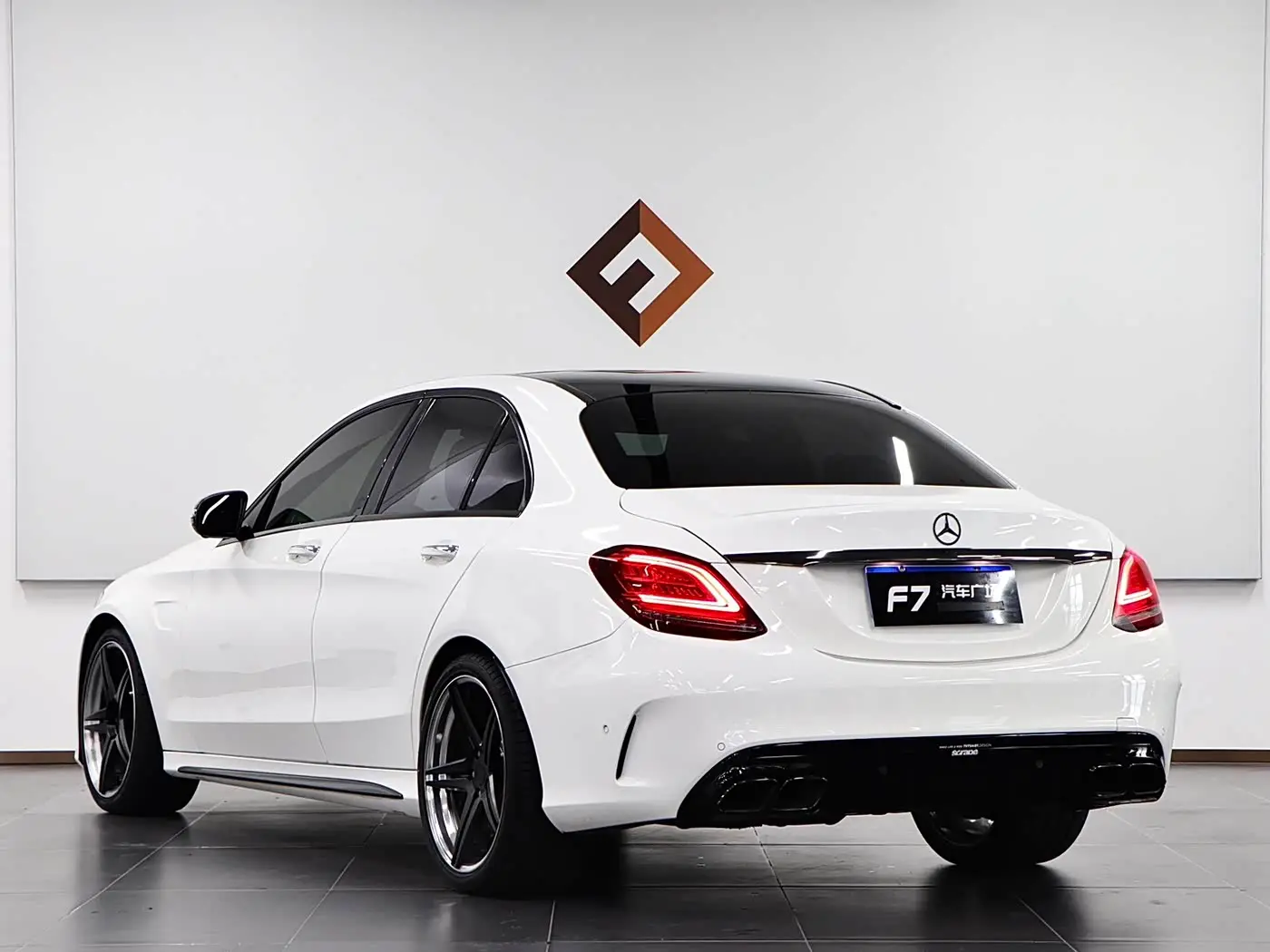 Mercedes-Benz C-Class AMG 2020 — Photo 4/20