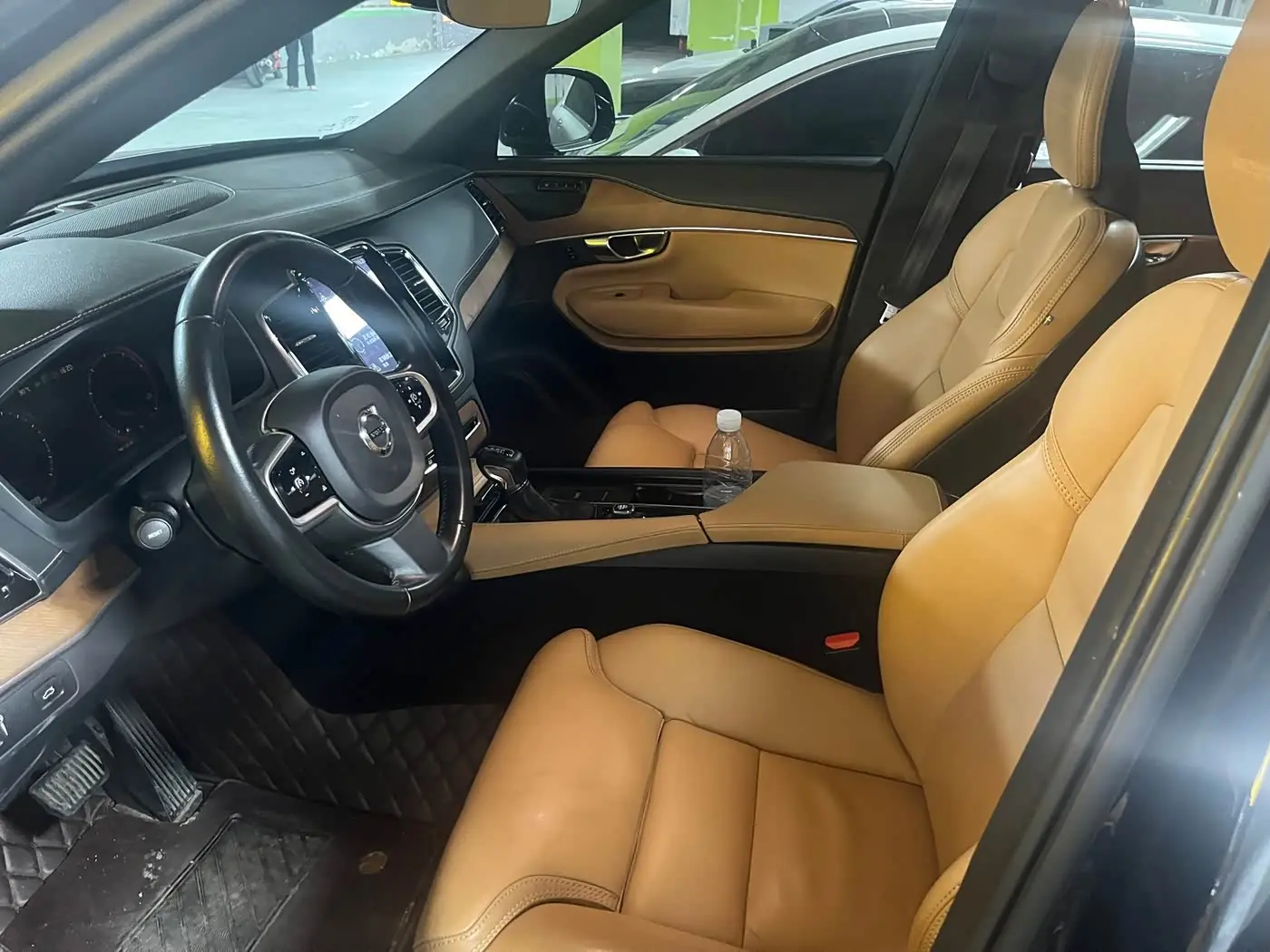 Volvo XC90 2019 — Şəkil 4/9