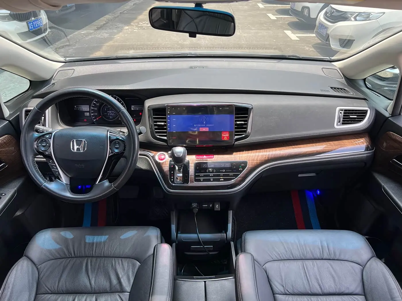 Honda Odyssey 2018 — Photo 6/16