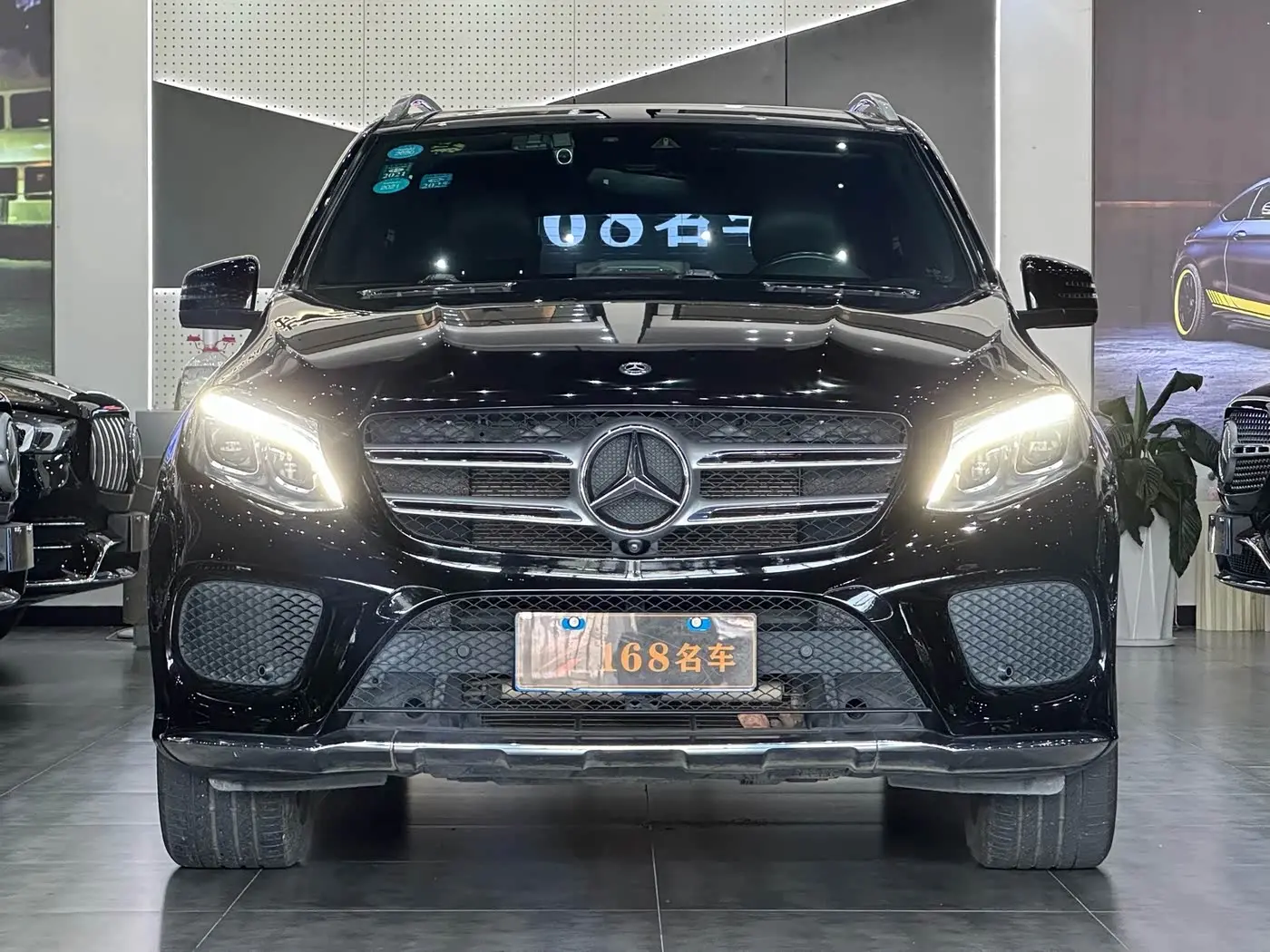Mercedes-Benz GLE 2019 — Photo 3/17