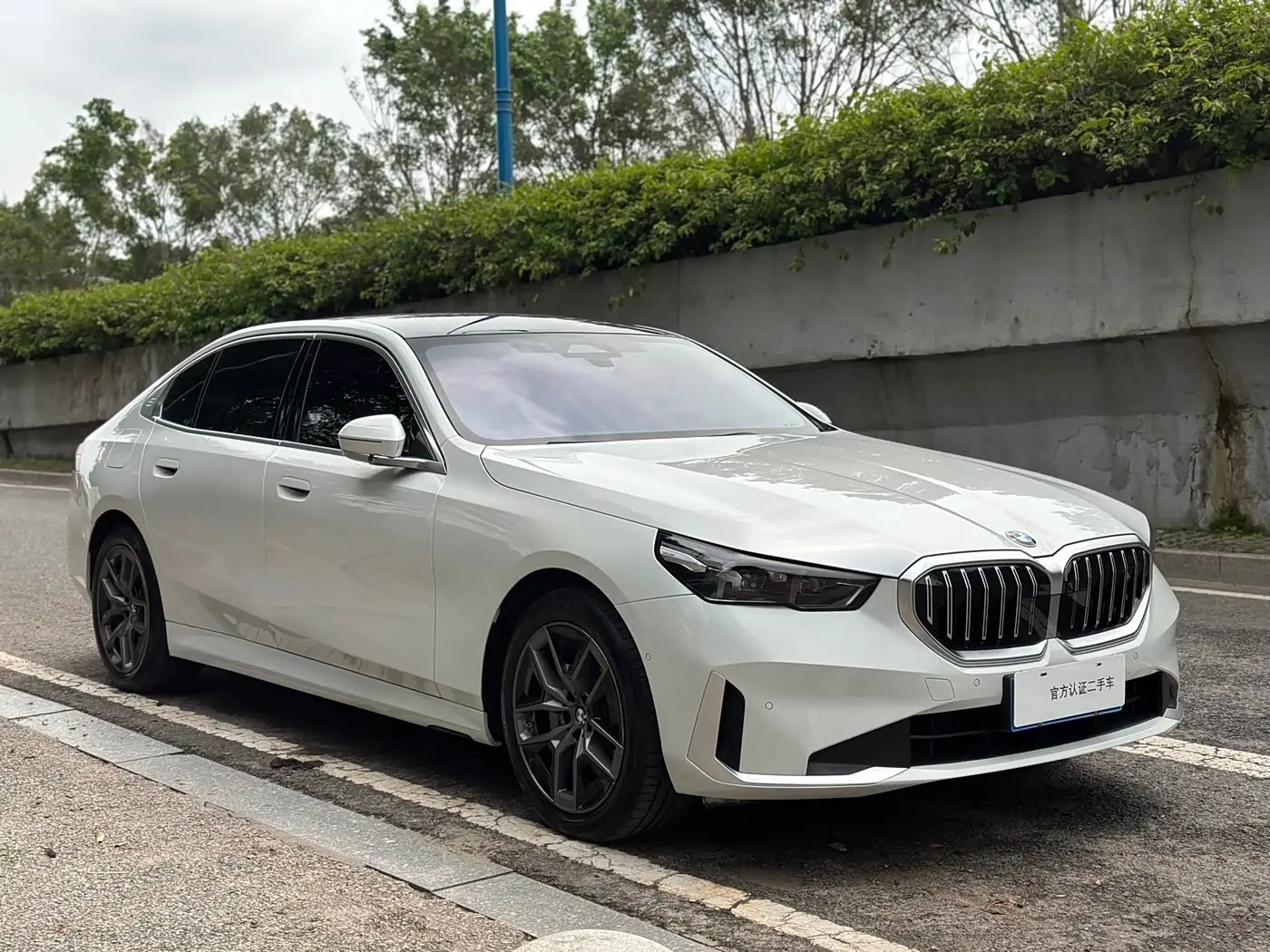 BMW 5 Series 2025 — ფოტო 3/20
