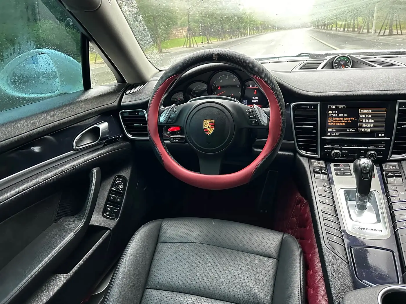 Porsche Panamera 2012 — Şəkil 11/15