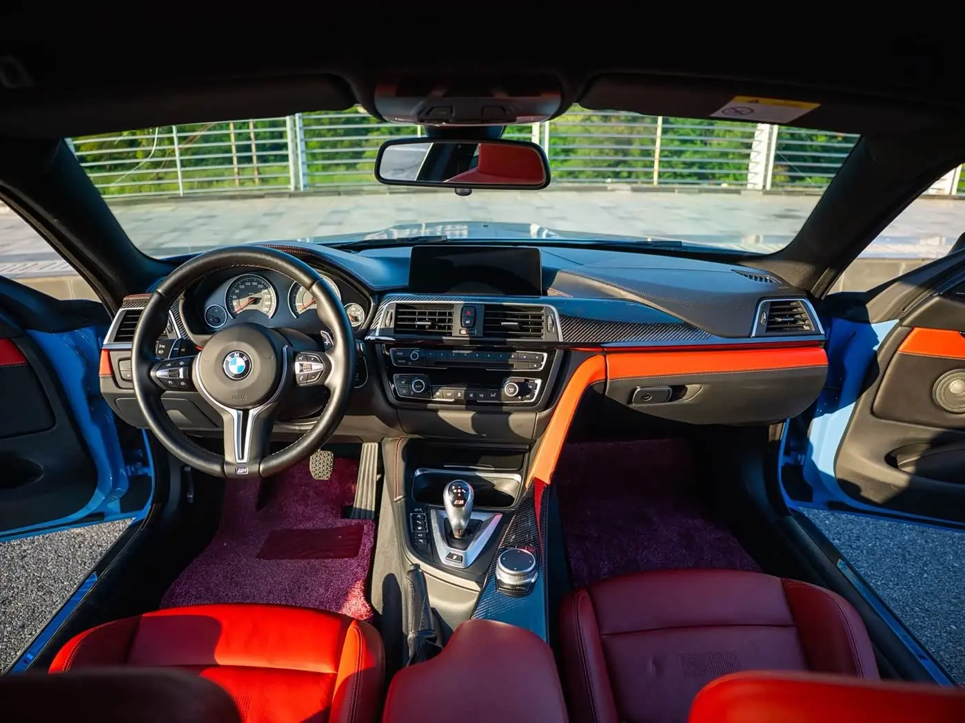 BMW M4 2017 — Фото 9/13
