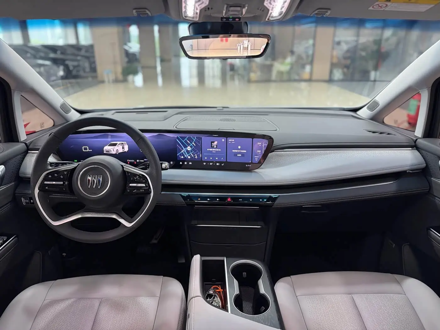 Buick GL8 2024 — Photo 14/20