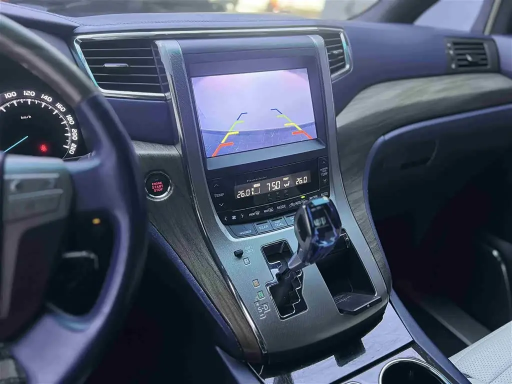 Toyota Alphard 2011 — Şəkil 8/20
