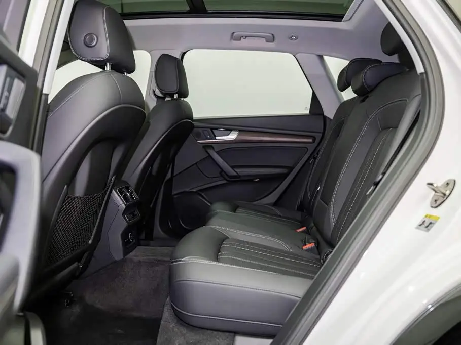 Audi Q5L 2021 — Photo 16/20