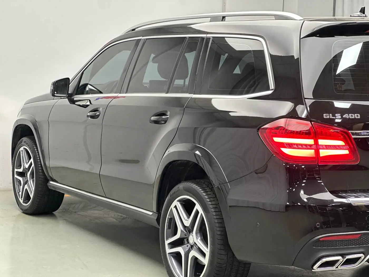 Mercedes-Benz GLS 2017 — Şəkil 14/20