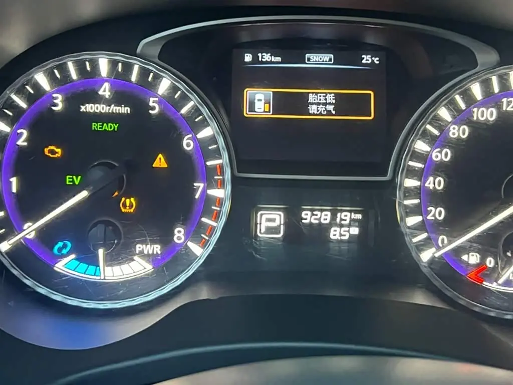 Infiniti QX60 2021 — Photo 5/18