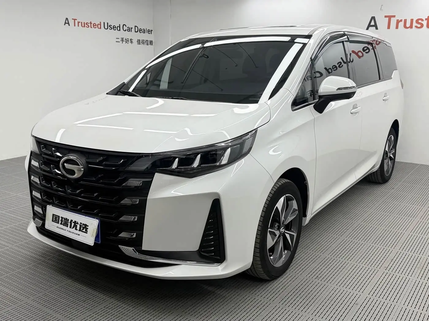 GAC Trumpchi Trumpchi M6 2022 — Фото 1/19
