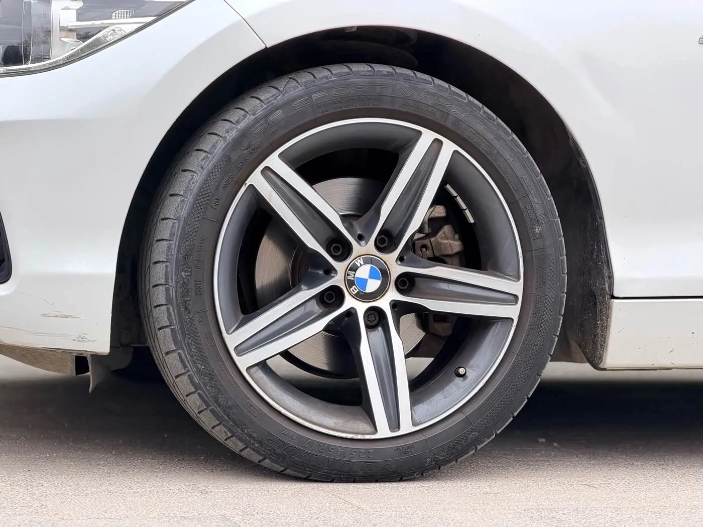 BMW 1 Series 2018 — Фото 12/16