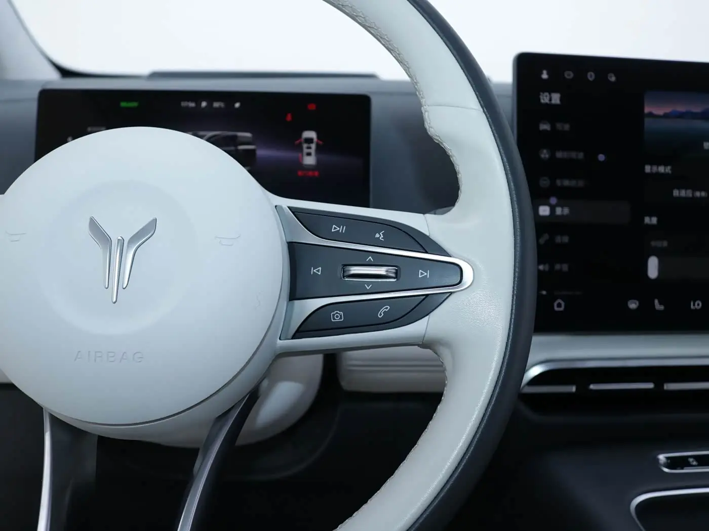 Voyah Auto Voyah Dreamer 2024 — Photo 10/20