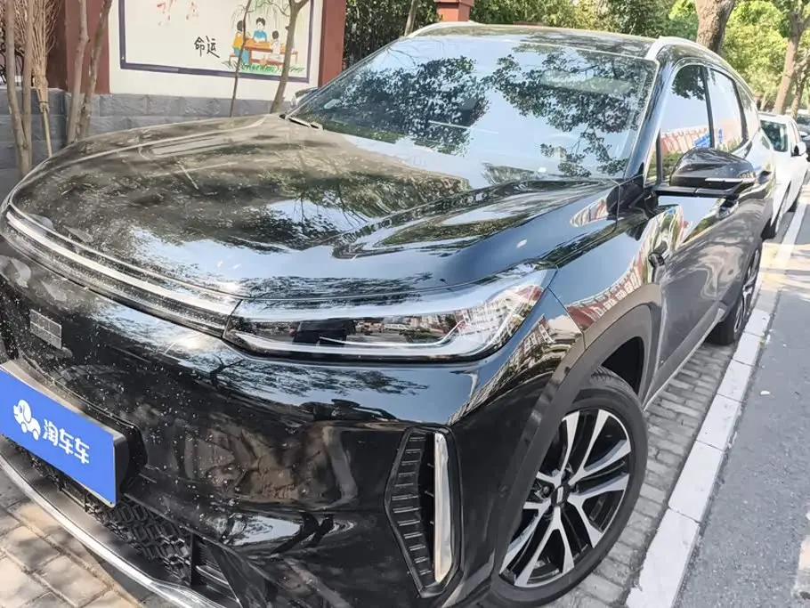 Geely Galaxy Galaxy M7 2026 — Photo 1/16