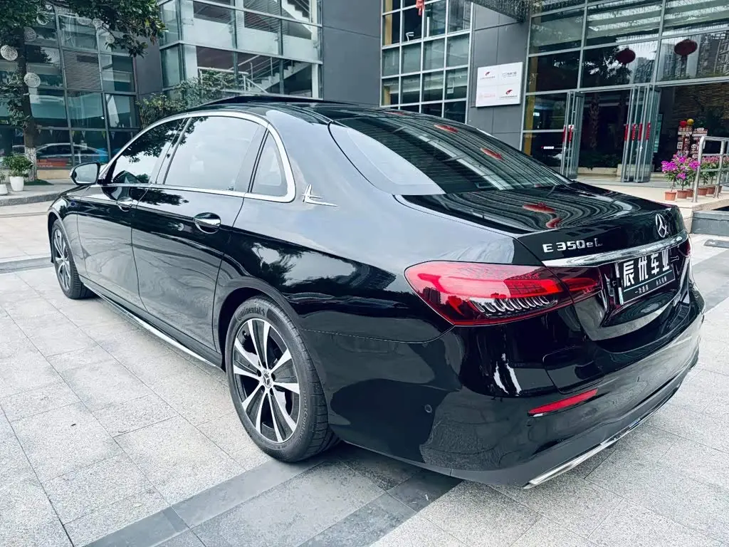 Mercedes-Benz E-Class New Energy 2022 — Photo 7/17