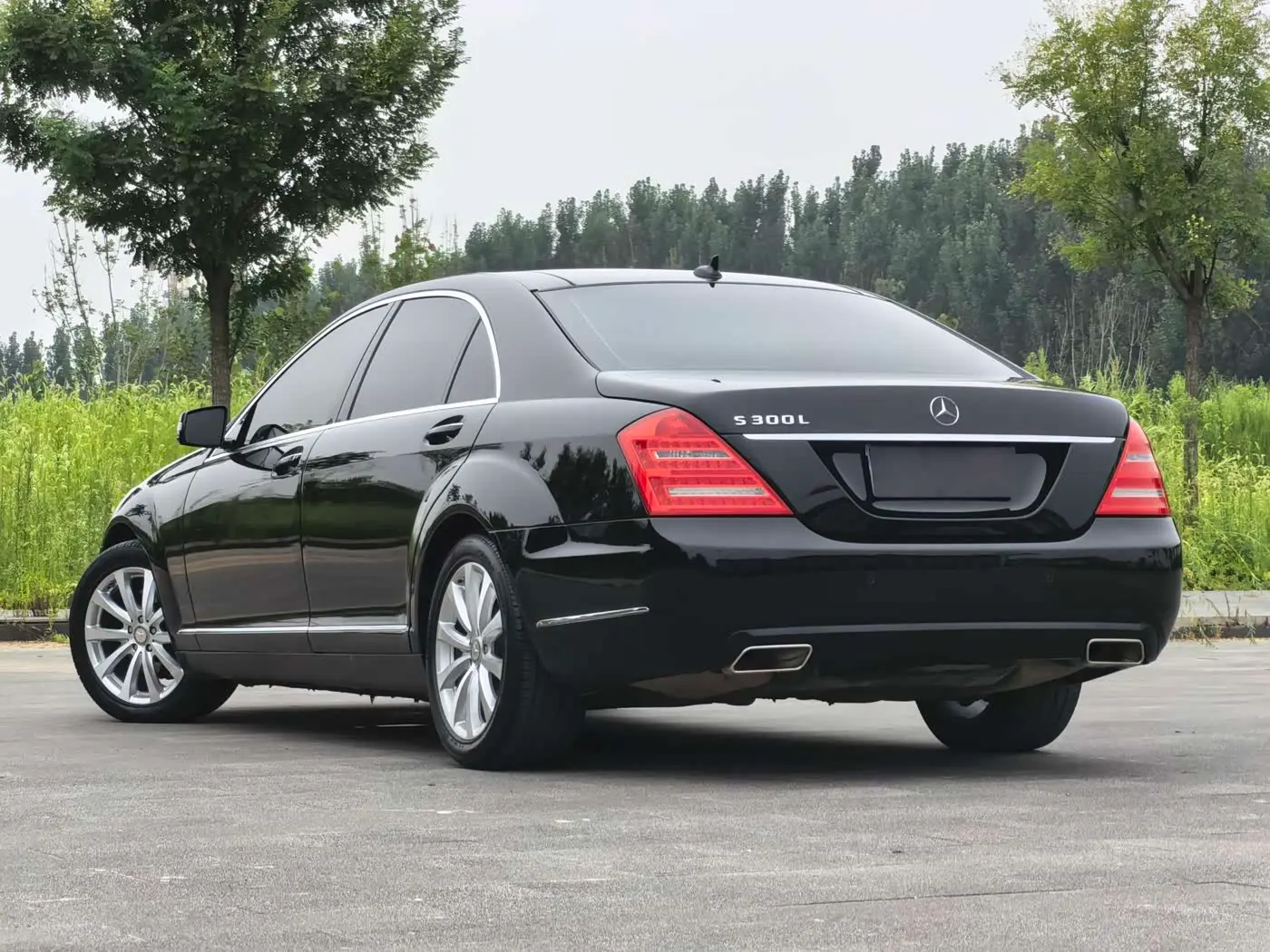 Mercedes-Benz S-Class 2012 — Photo 3/20