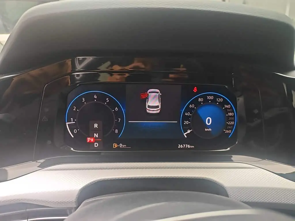 Volkswagen Golf 2022 — Photo 12/20