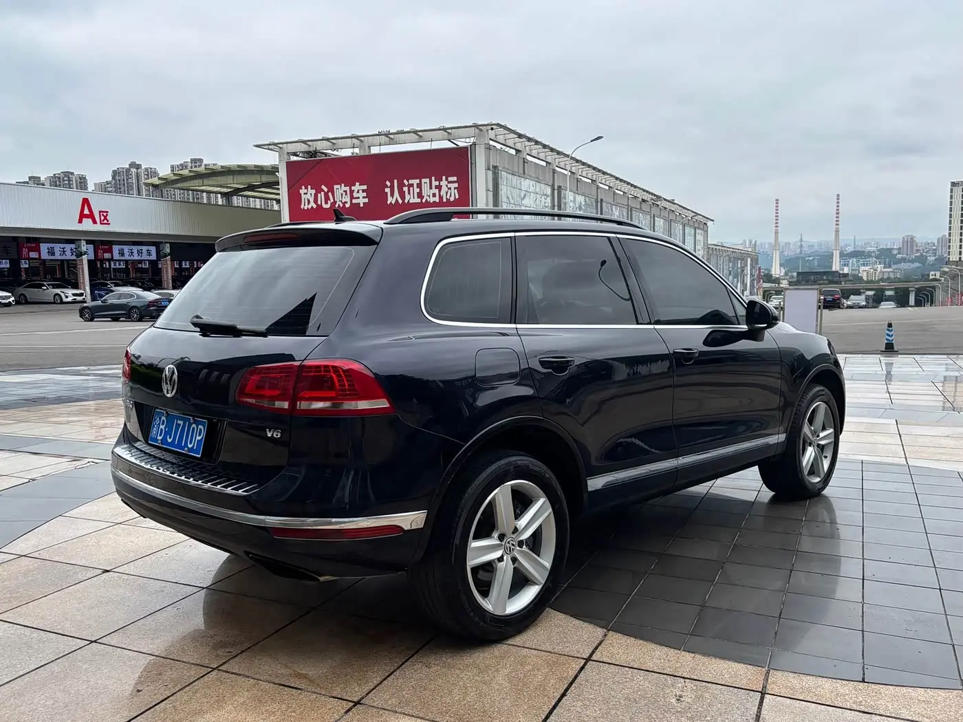 Volkswagen Touareg 2018 — Фото 4/20