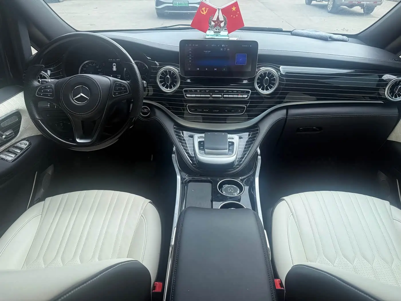Mercedes-Benz Vito 2023 — Фото 11/15