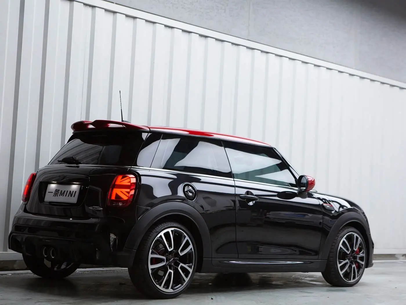 MINI JCW 2022 — Фото 4/9