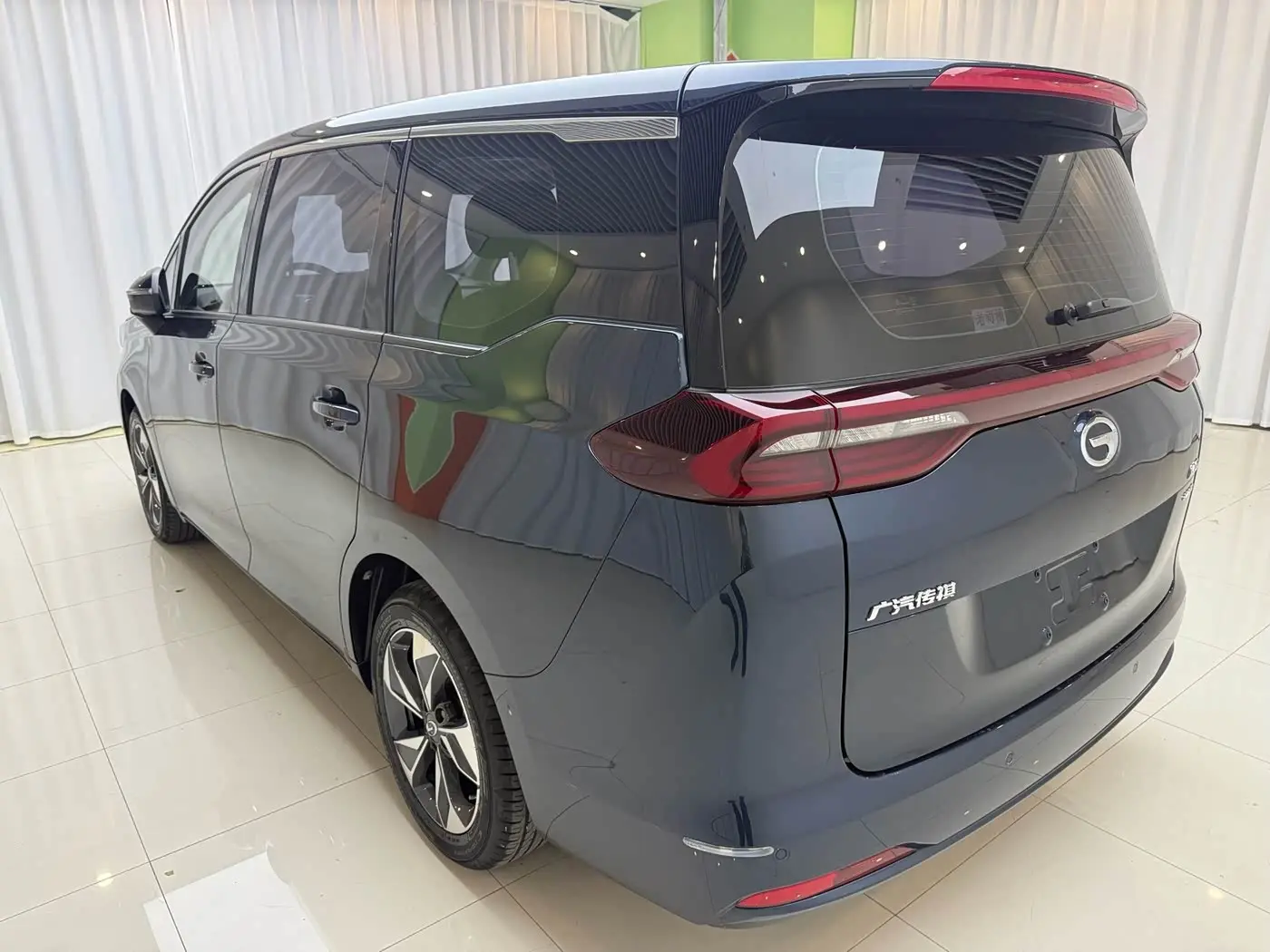 GAC Trumpchi Trumpchi M6 2022 — Фото 6/19