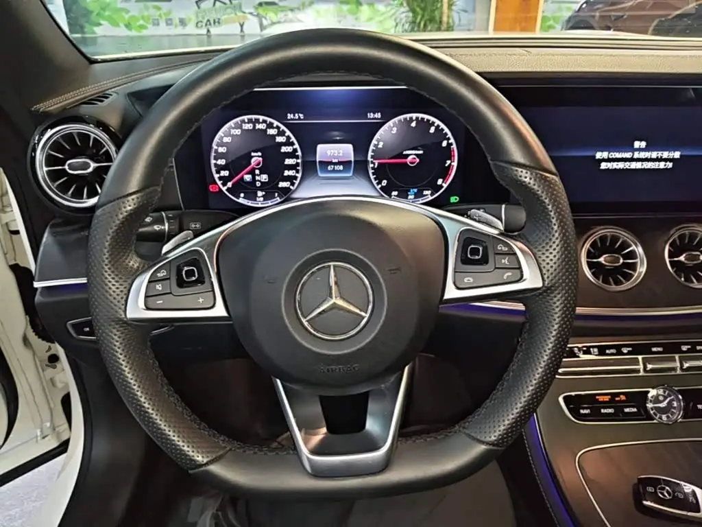 Mercedes-Benz E-Class 2018 — Фото 10/19
