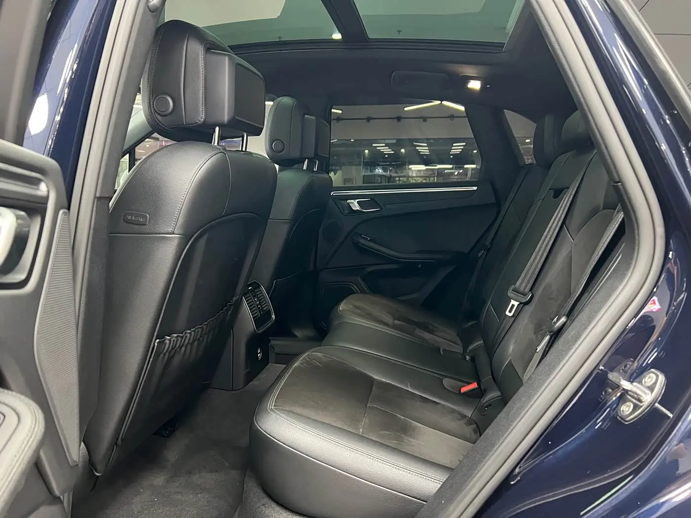 Porsche Macan 2020 — Photo 12/20
