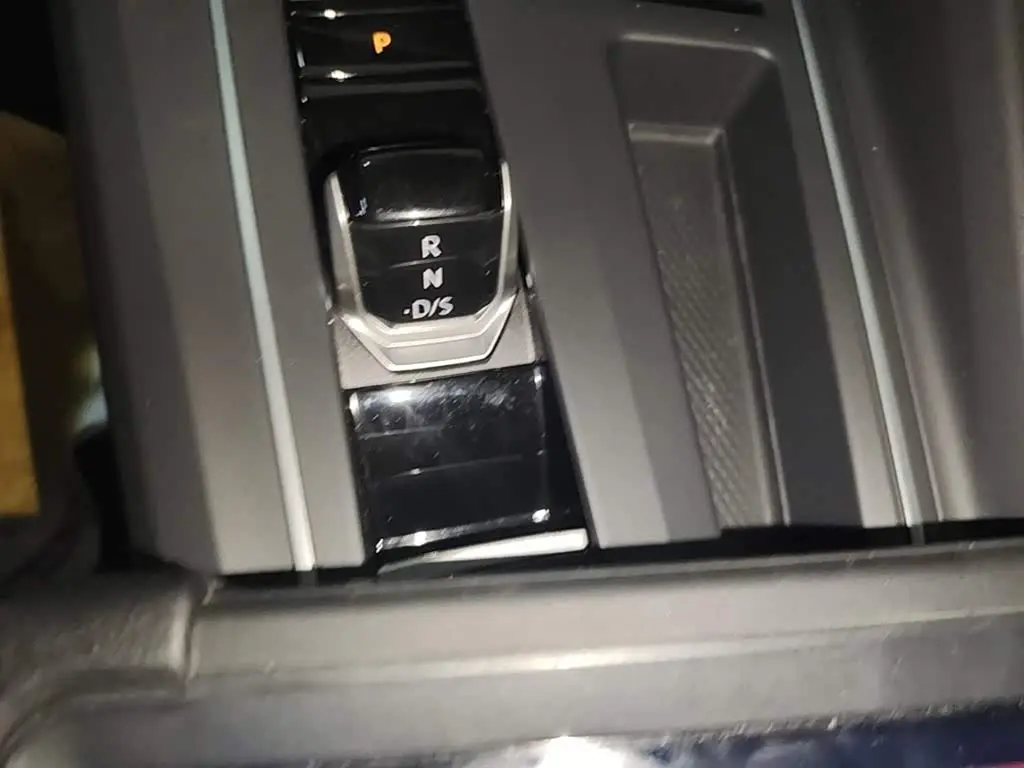 Volkswagen Golf 2021 — Photo 14/20