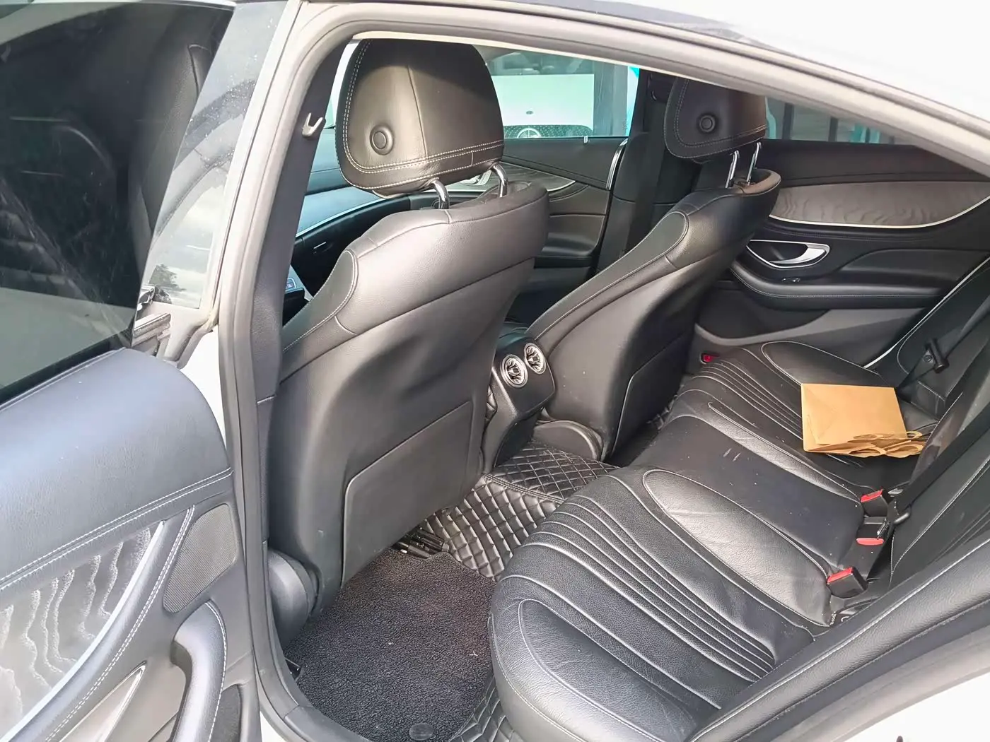 Mercedes-Benz CLS 2019 — Şəkil 6/11