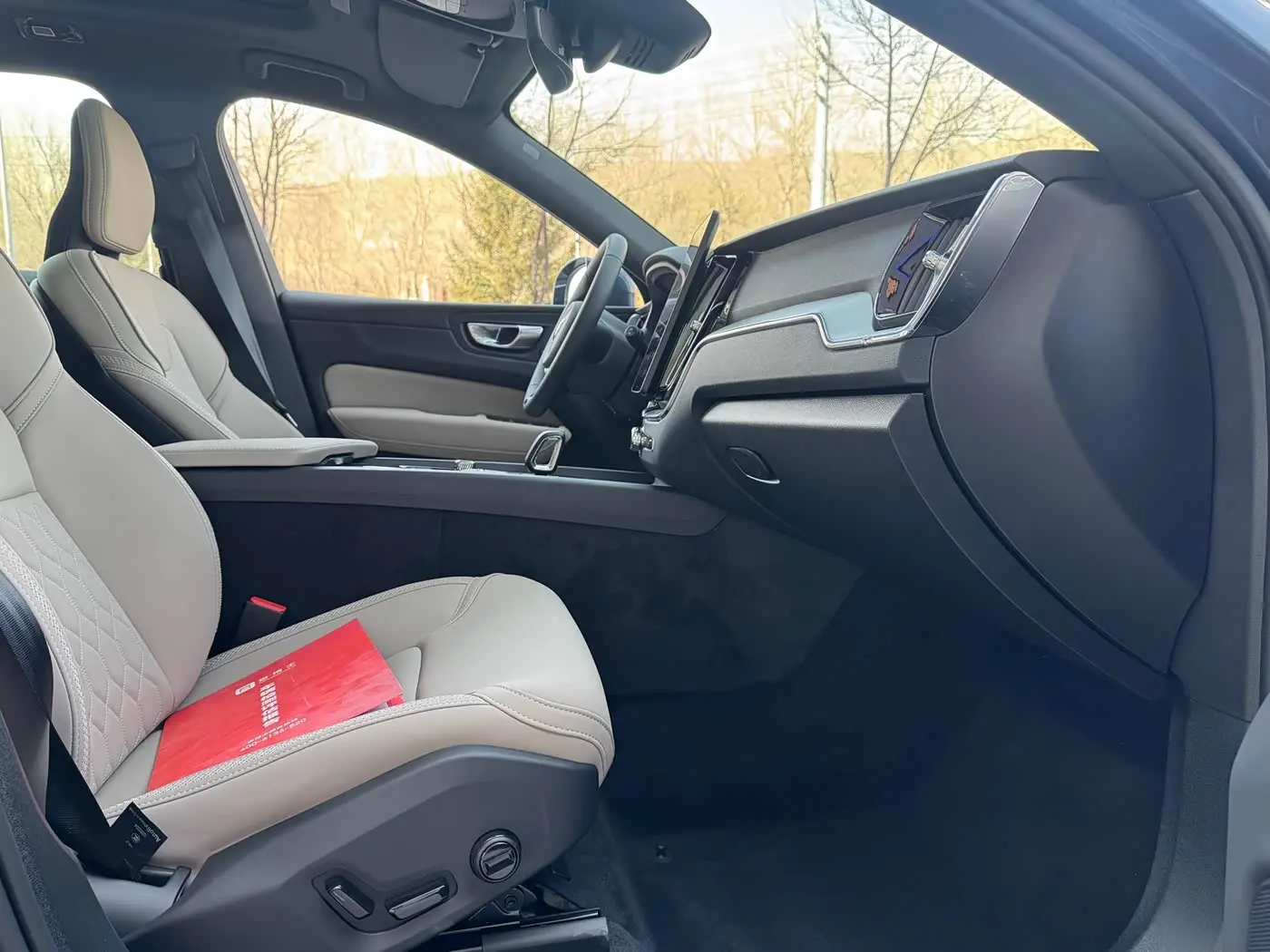 Volvo XC60 2026 — Photo 17/20